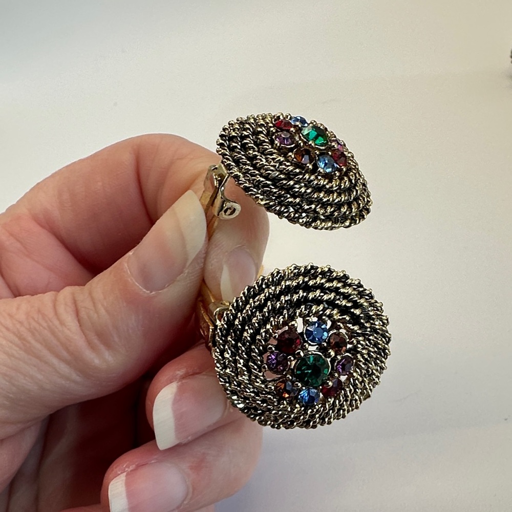 Vintage Judy Lee Gold-Tone Multi-Color Gem Clip-On Earrings